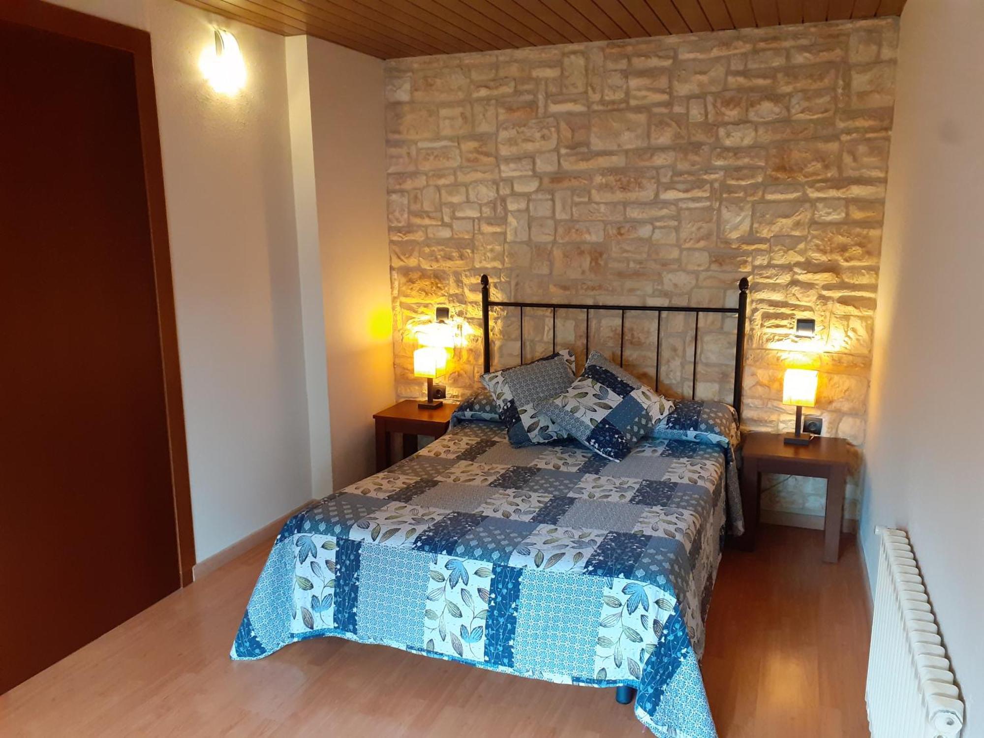 Hostal Del Senglar Espluga de Francolí Εξωτερικό φωτογραφία