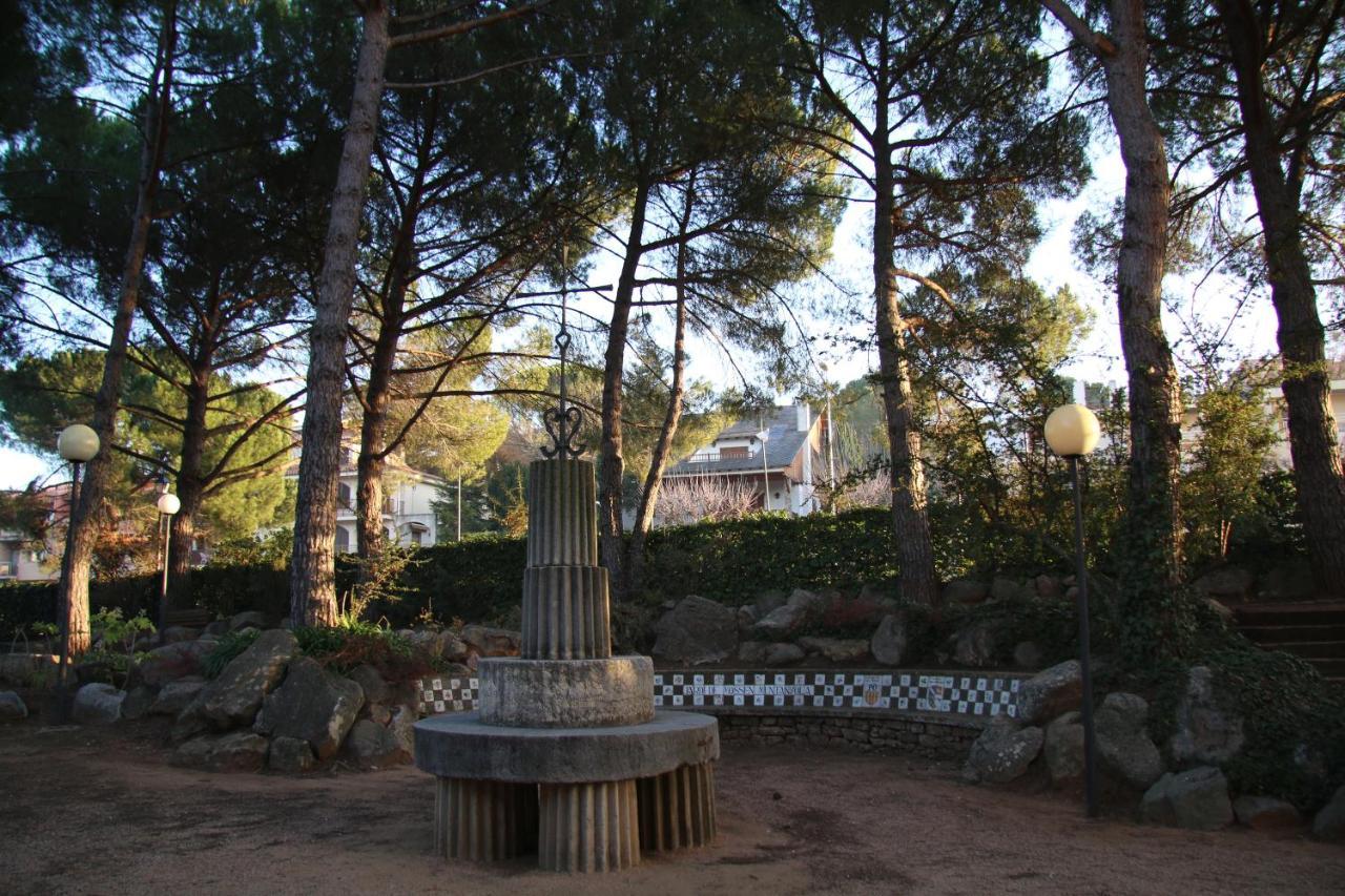 Hostal Del Senglar Espluga de Francolí Εξωτερικό φωτογραφία