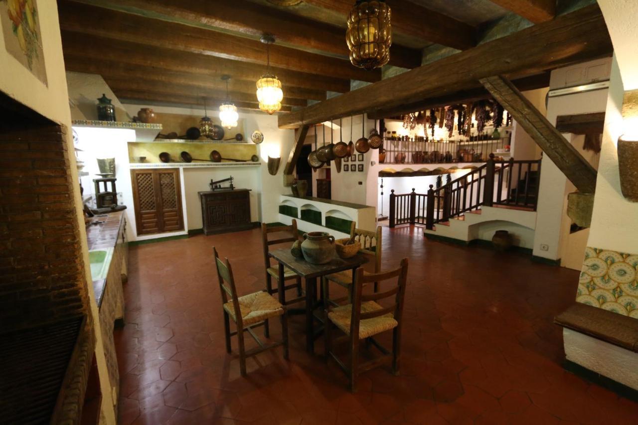 Hostal Del Senglar Espluga de Francolí Εξωτερικό φωτογραφία
